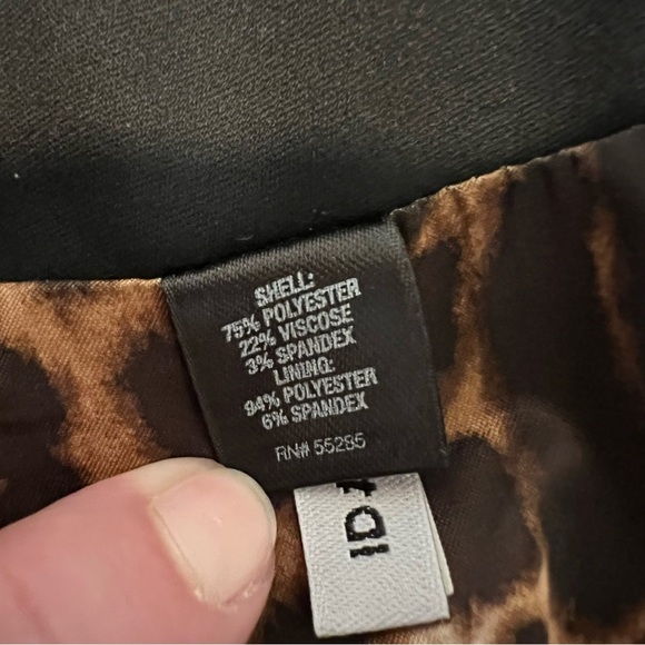 Express Elegant Black Pencil Skirt - Picture 9 of 10